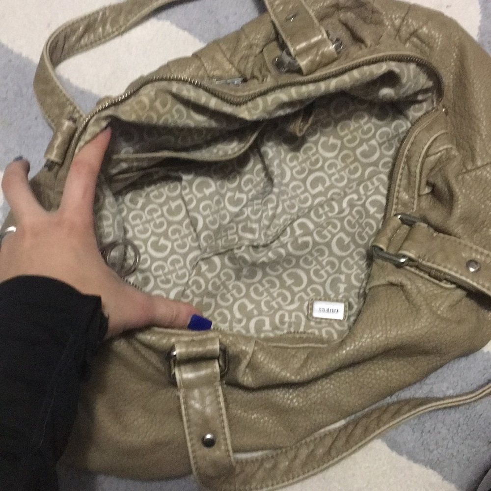 Guess Handbag - Picture 3 of 3